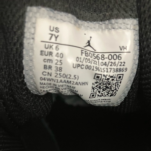 Nike Air Jordan 1 “Wear-Away Shoes” - Gorgeous Sneakers! - Picture 12 of 13